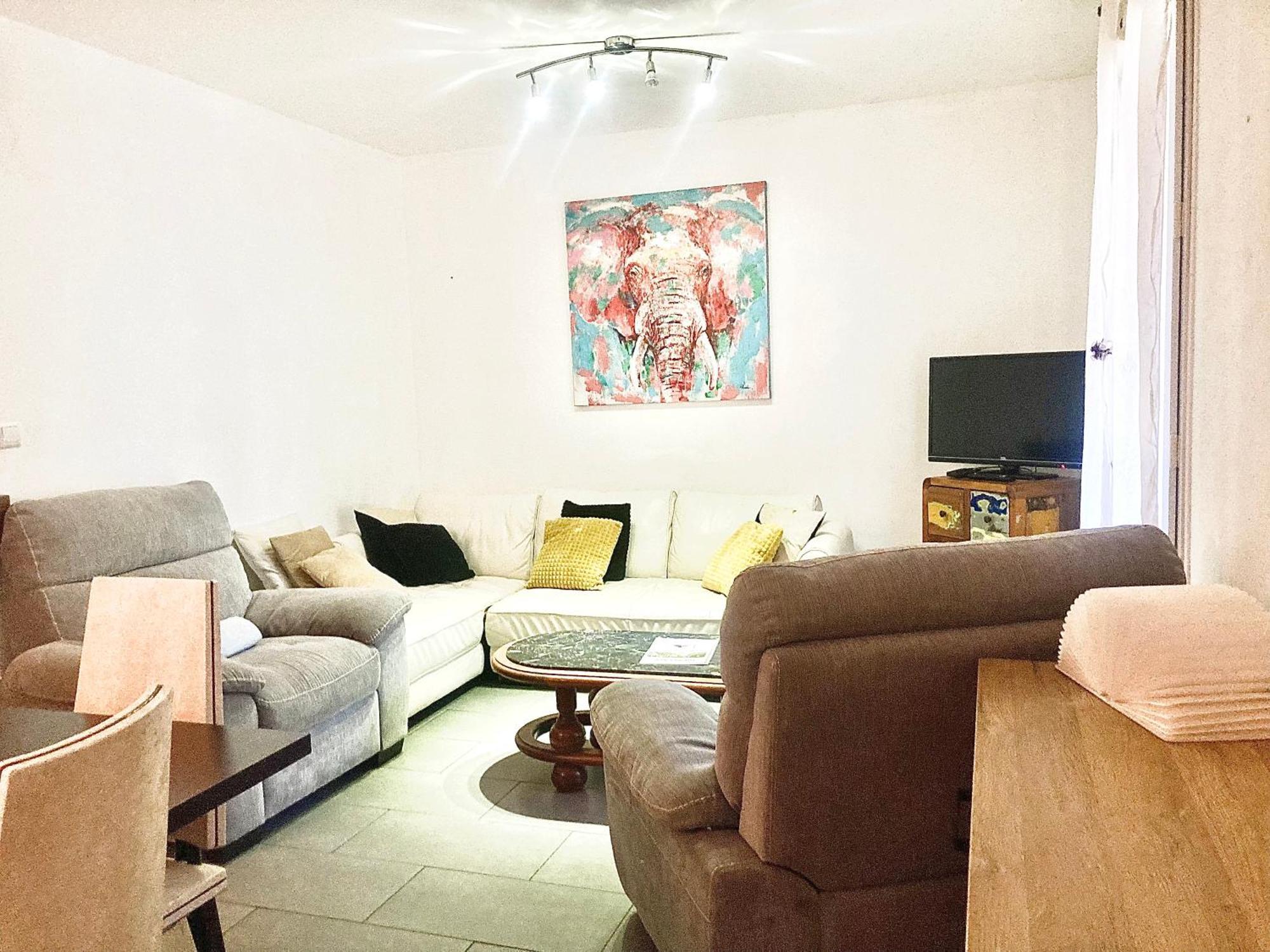 Villa 110M2, 7 Pers, Jacuzzi , 3 Chambres, Terrain Clos Et Arbore 2500M2 เทรเบส์ ภายนอก รูปภาพ